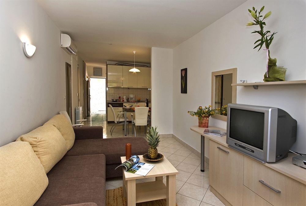 Beach Apartments Lavica Podstrana Exterior foto