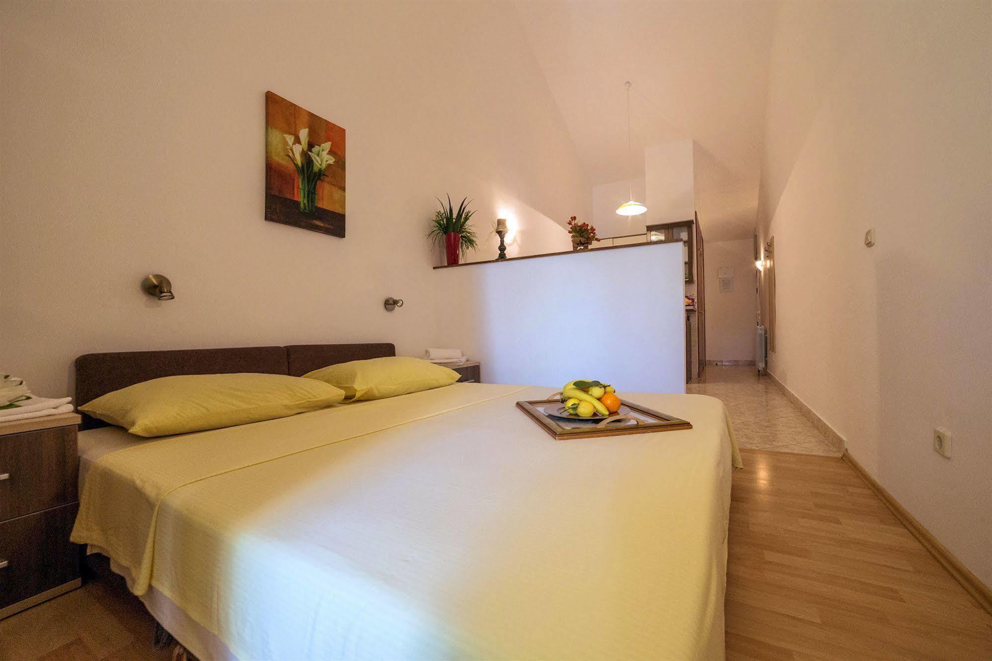 Beach Apartments Lavica Podstrana Exterior foto